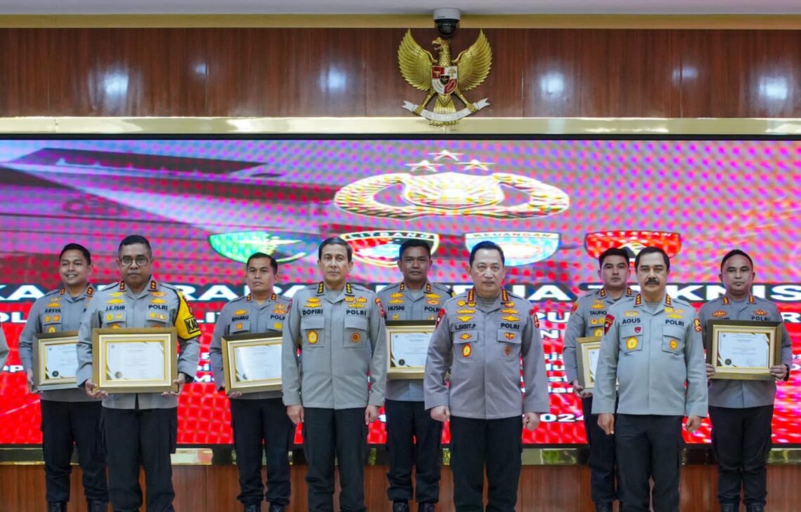 Kapolres Tulungagung Raih Penghargaan dari Kementrian Keuangan Dirjen Pemberdayaan (Sumber - Humas Polri)